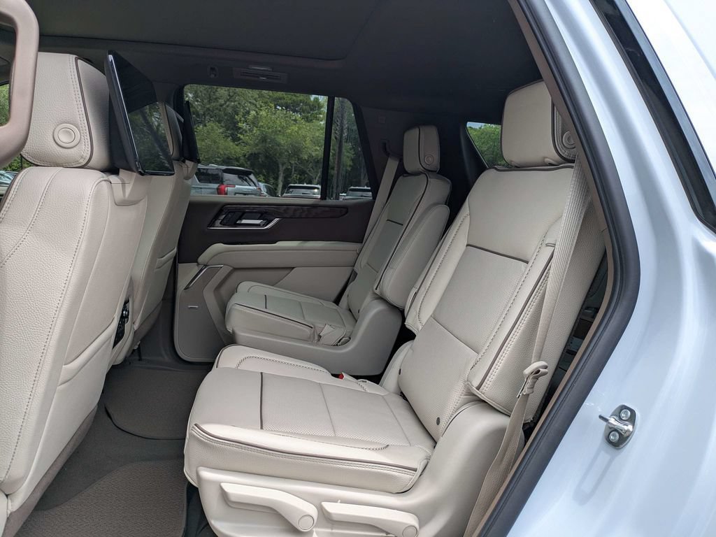 New 2026 GMC Yukon Denali w/ Denali Reserve Package AWD/4WD image 15