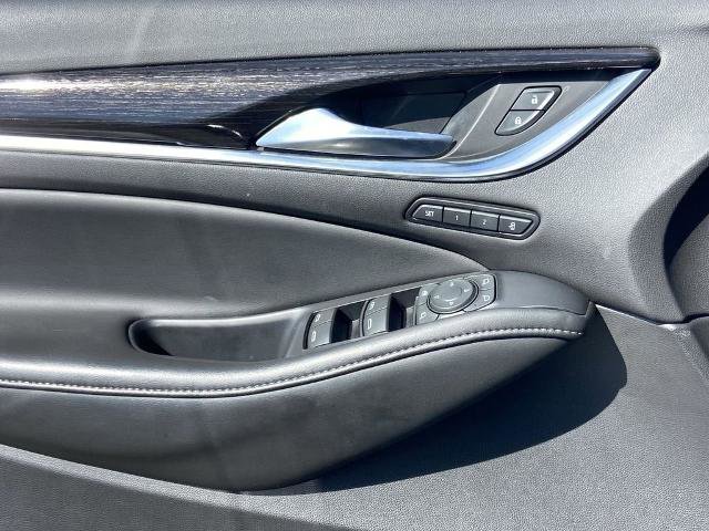 Used 2021 Buick Enclave Avenir w/ Avenir Technology Package image 20