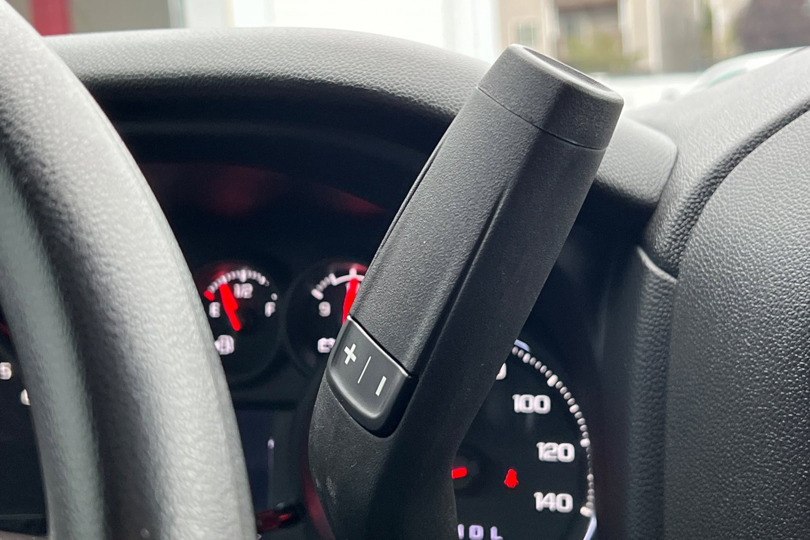 Used 2024 Chevrolet Silverado 1500 Custom image 17