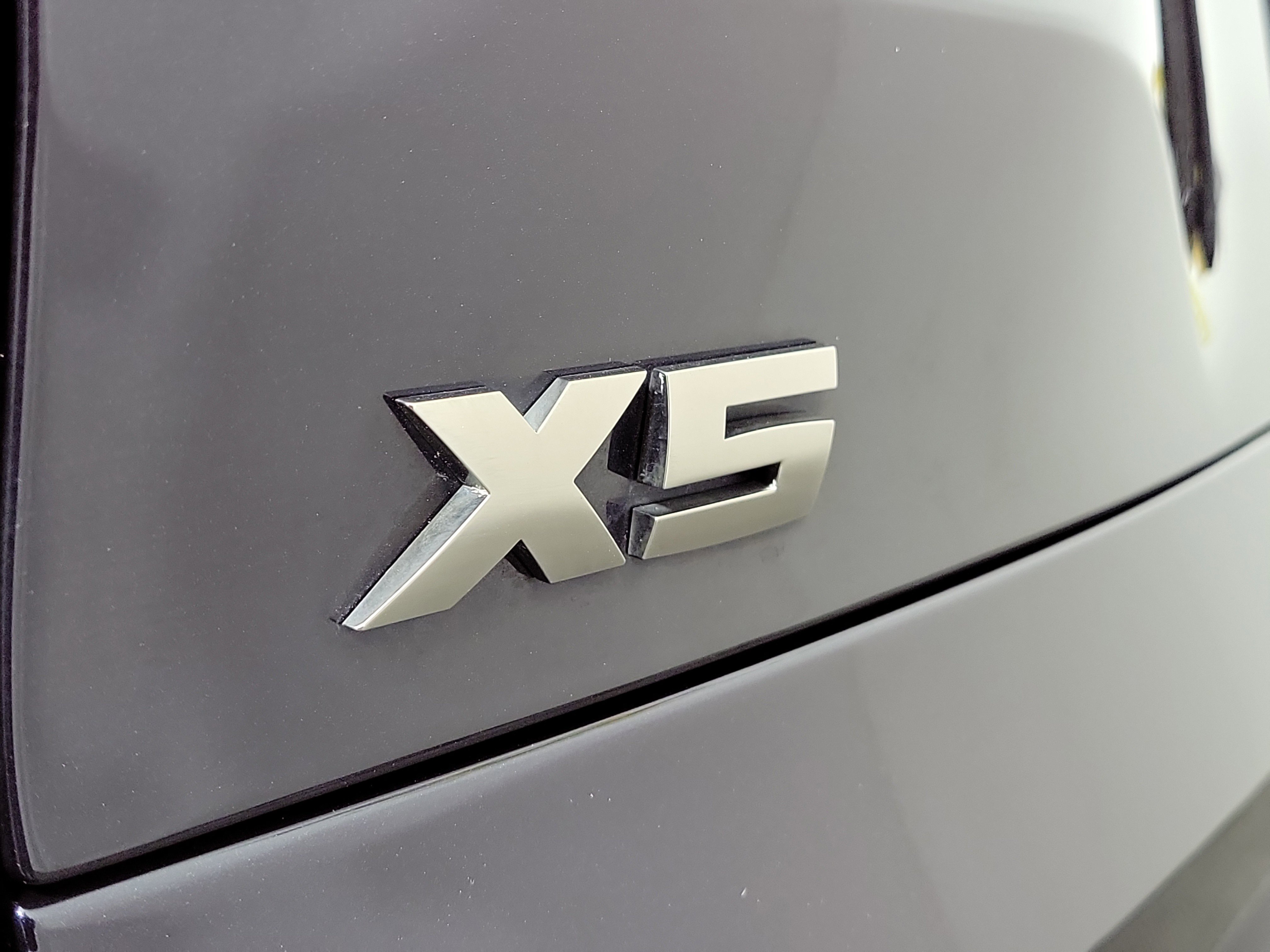 Certified 2023 BMW X5 M50i w/ Executive Package image 24