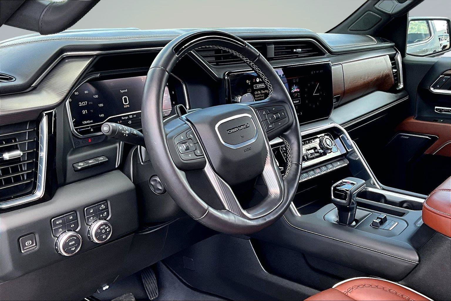 Used 2024 GMC Sierra 1500 Denali Ultimate AWD/4WD image 16