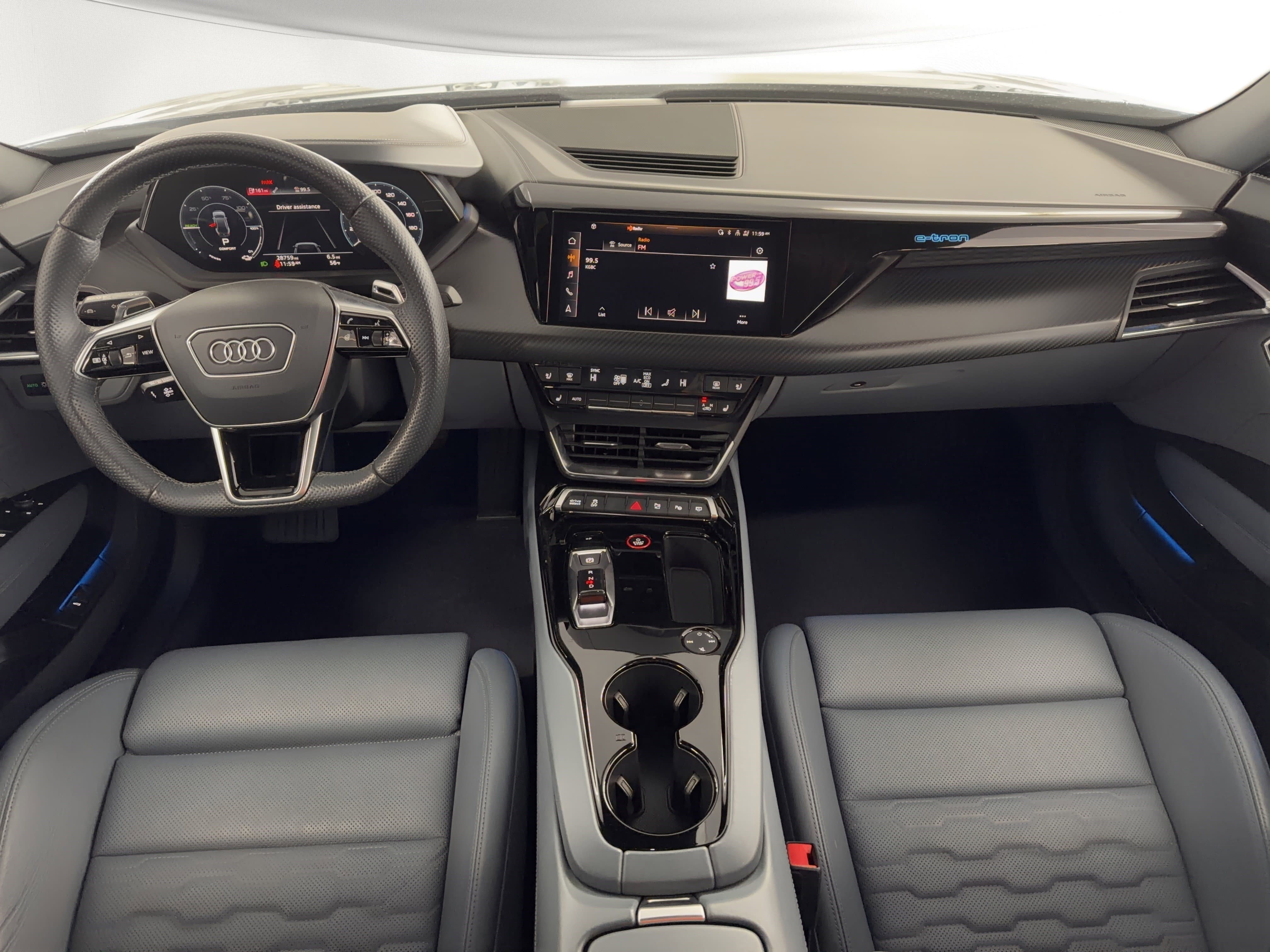 Used 2022 Audi e-tron GT Prestige w/ Prestige Package image 19