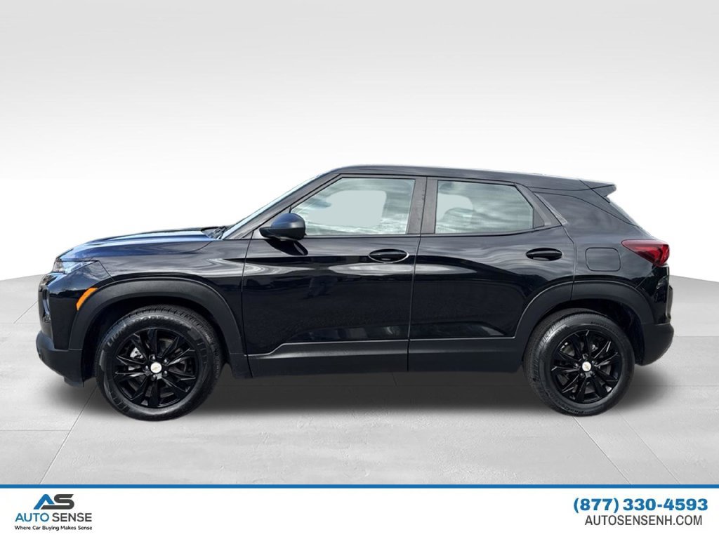 Used 2023 Chevrolet TrailBlazer LS FWD image 2