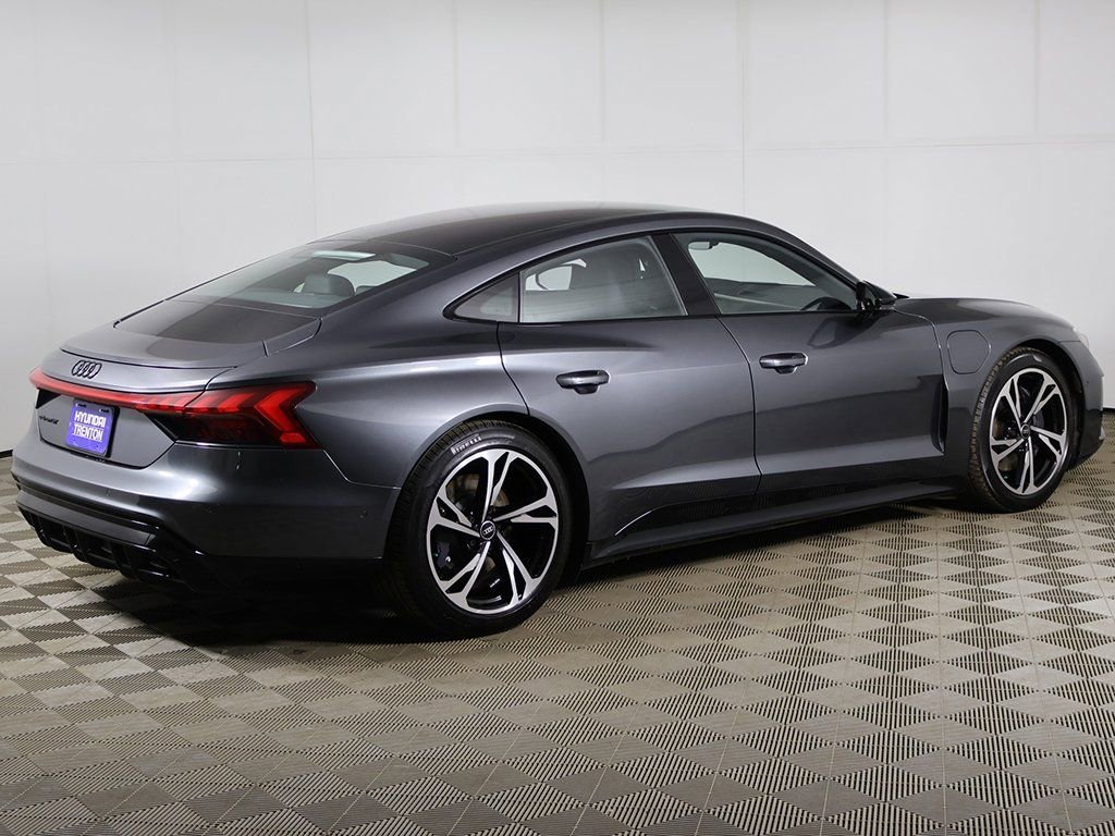 Used 2023 Audi e-tron GT Prestige w/ Prestige Package image 12