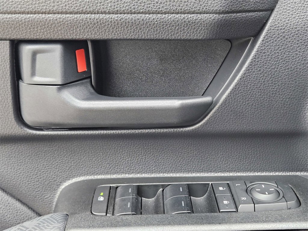 Used 2025 Toyota 4Runner SR5 image 16