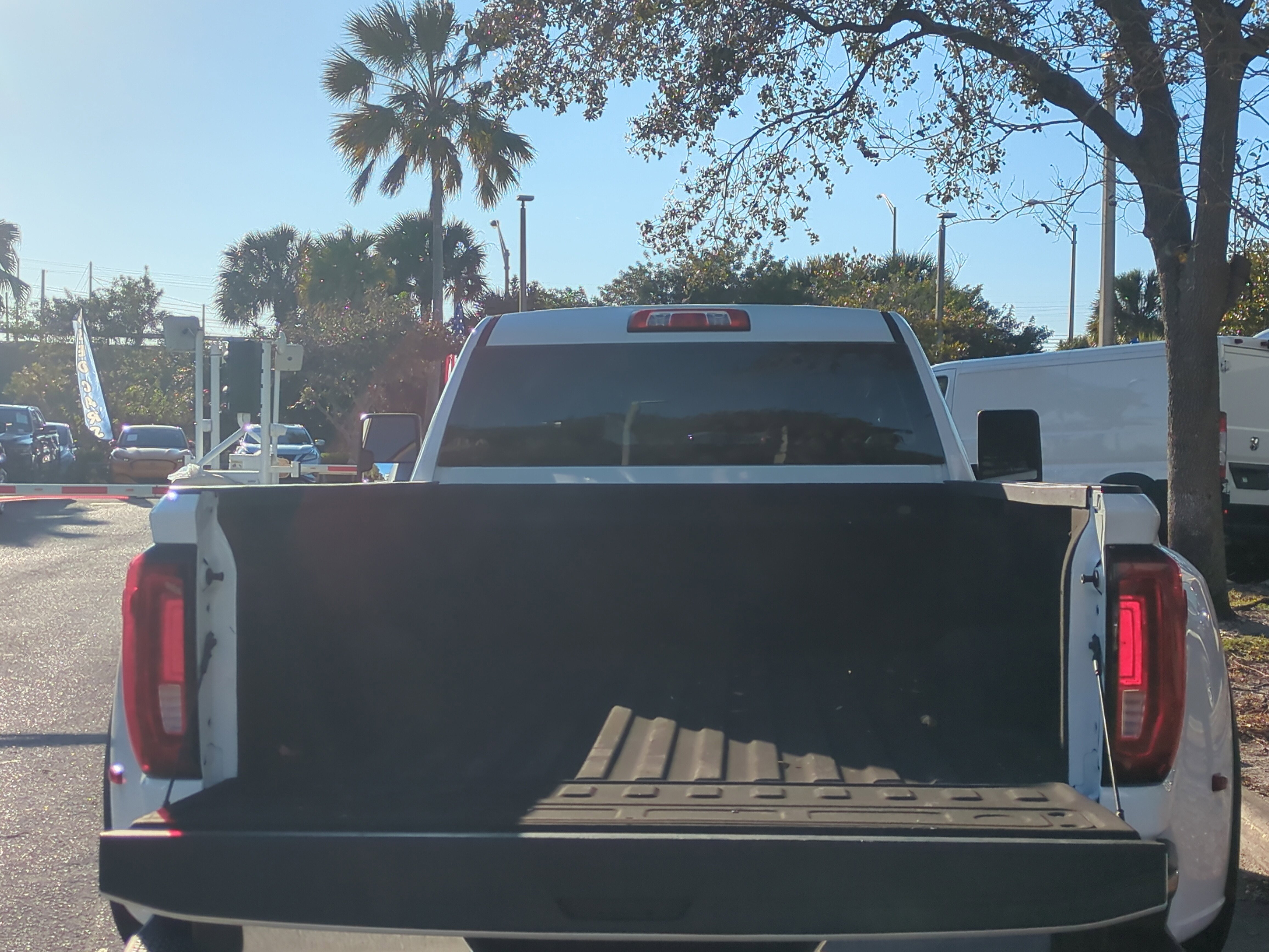 Used 2023 GMC Sierra 3500 Pro image 16