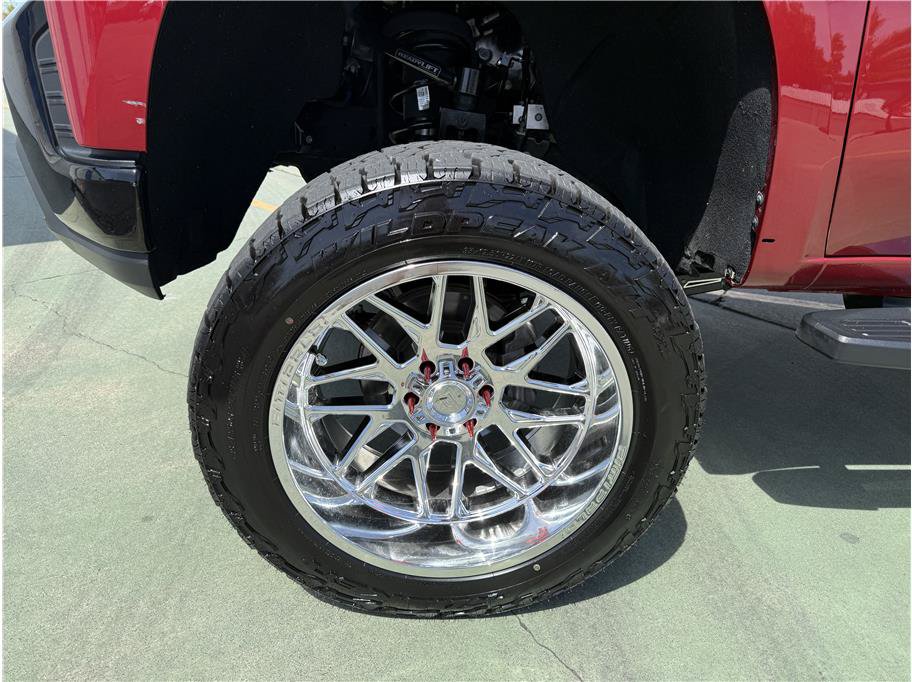 Used 2019 Chevrolet Silverado 1500 LT Trail Boss AWD/4WD image 11