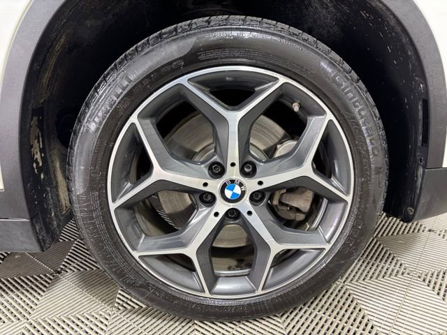 Used 2018 BMW X1 xDrive28i AWD/4WD image 23