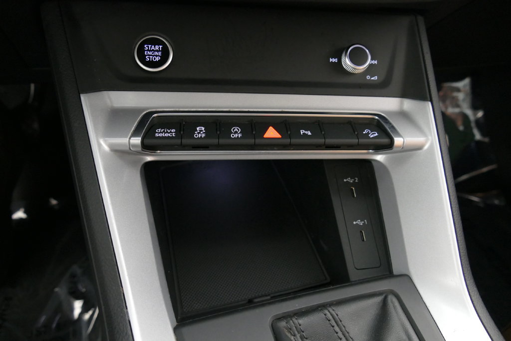 Used 2023 Audi Q3 2.0T Premium AWD/4WD image 19