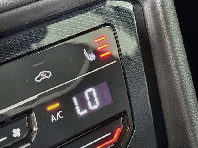 New 2026 Volkswagen Taos SE AWD/4WD image 19