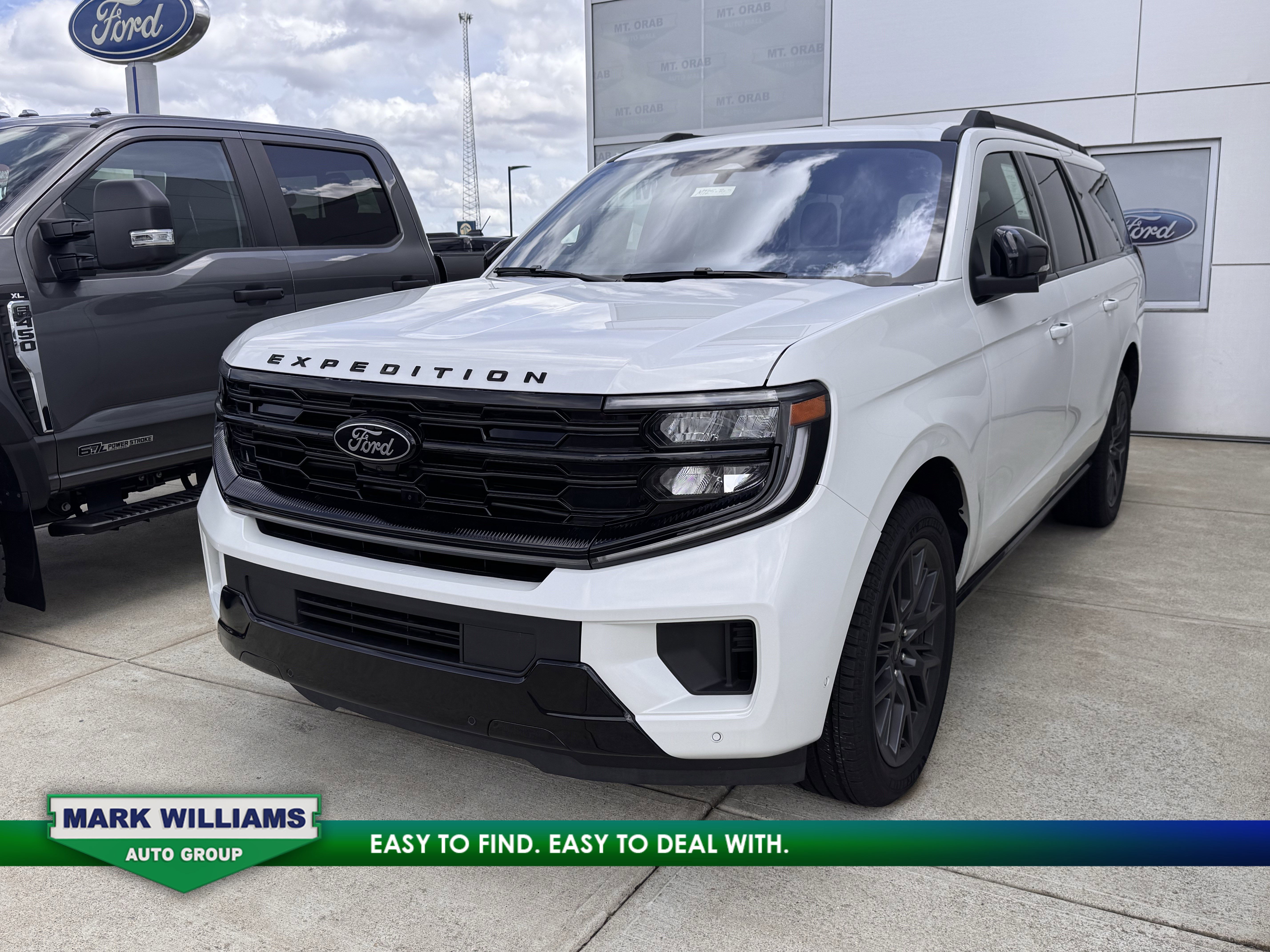 New 2025 Ford Expedition Max Platinum w/ Stealth Performance Package video 1