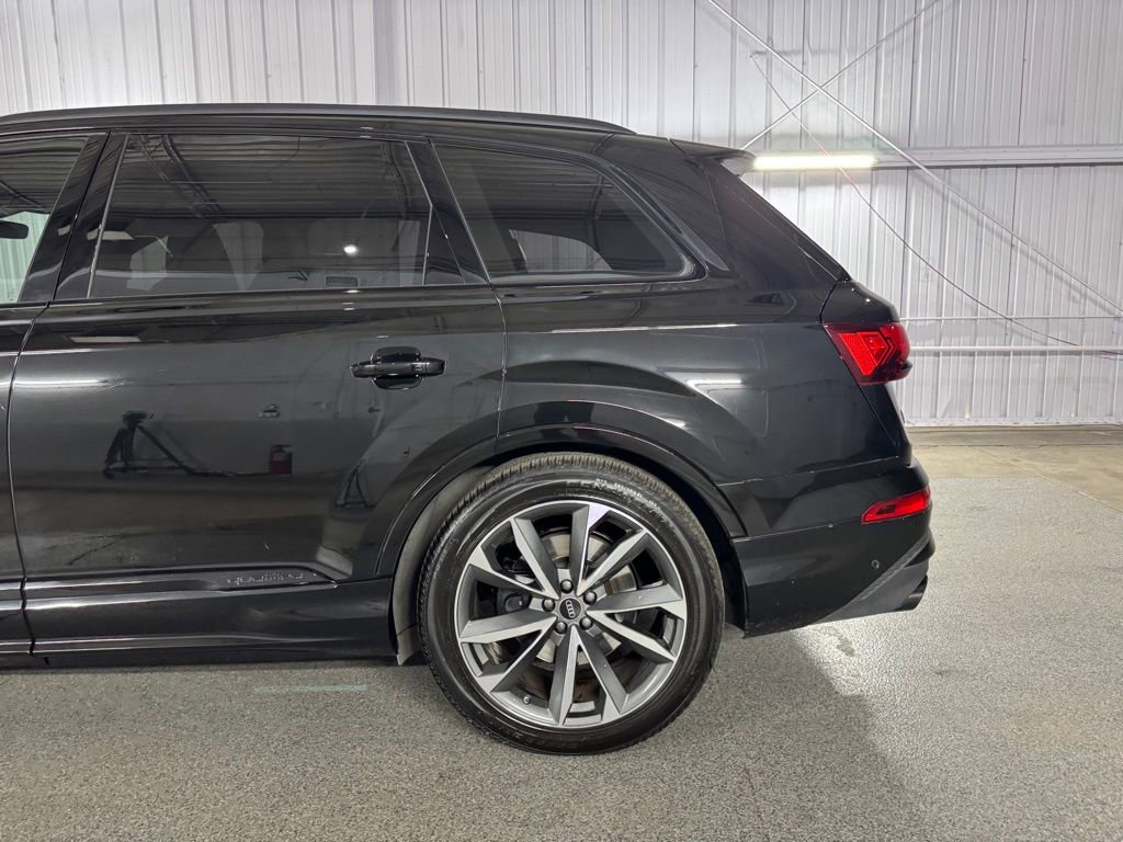 Used 2023 Audi SQ7 Prestige image 14