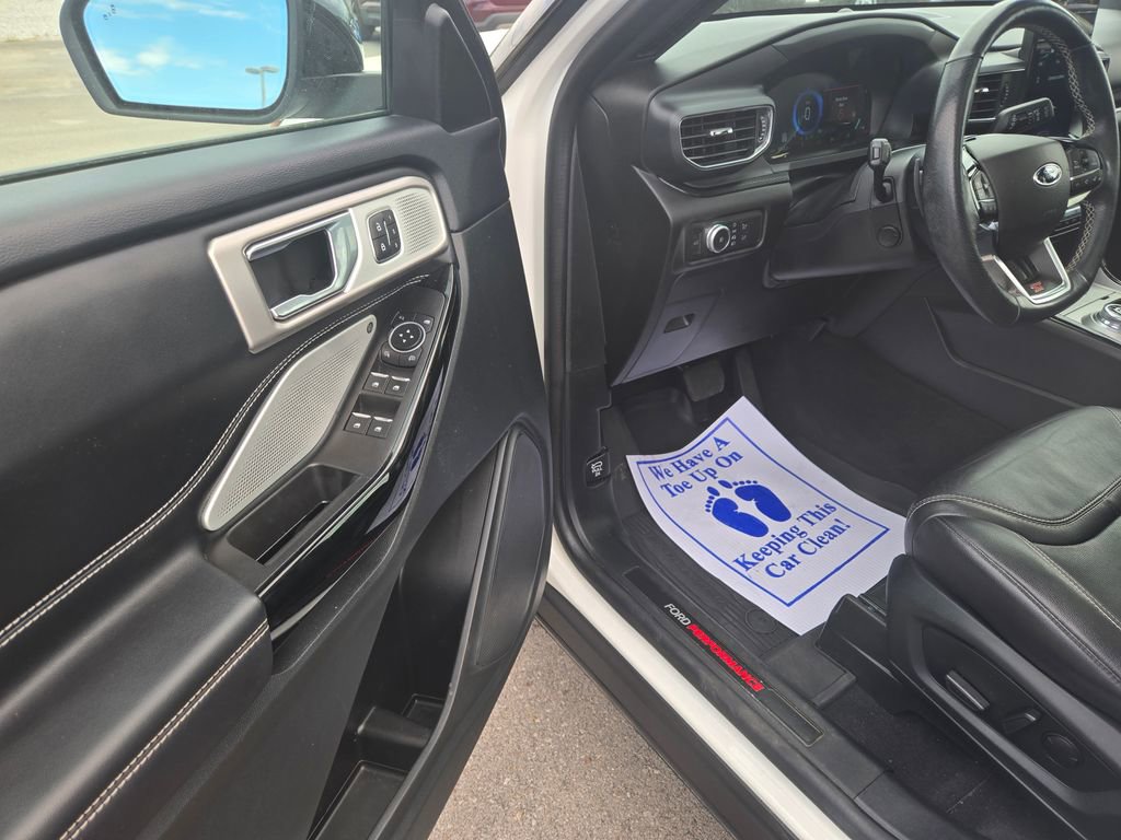Used 2022 Ford Explorer ST w/ Equipment Group 401A image 6