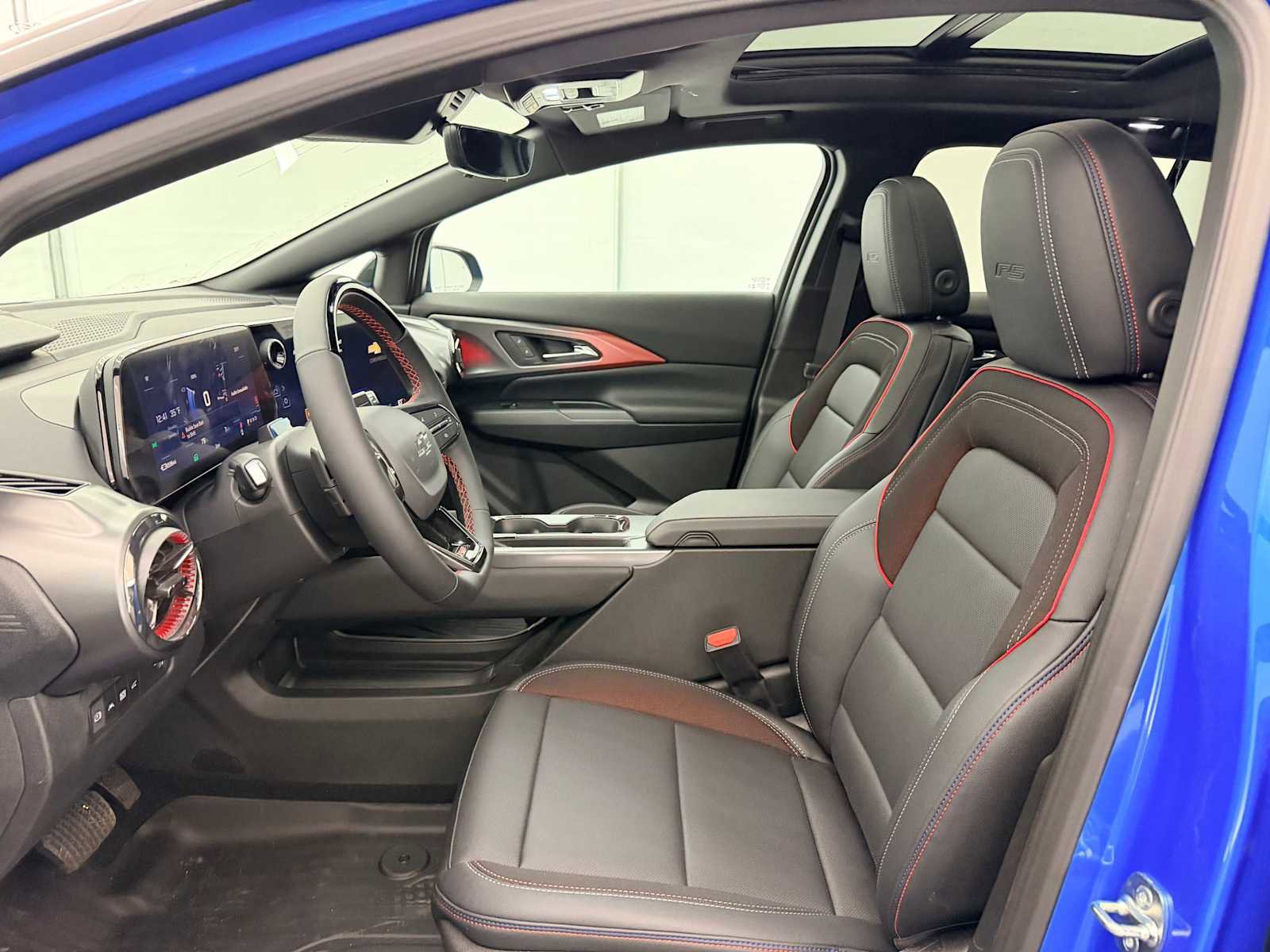 New 2026 Chevrolet Equinox EV RS image 17