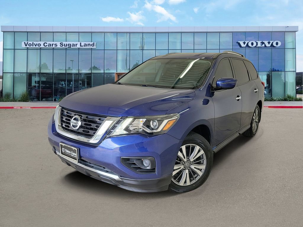Used 2020 Nissan Pathfinder S image 1