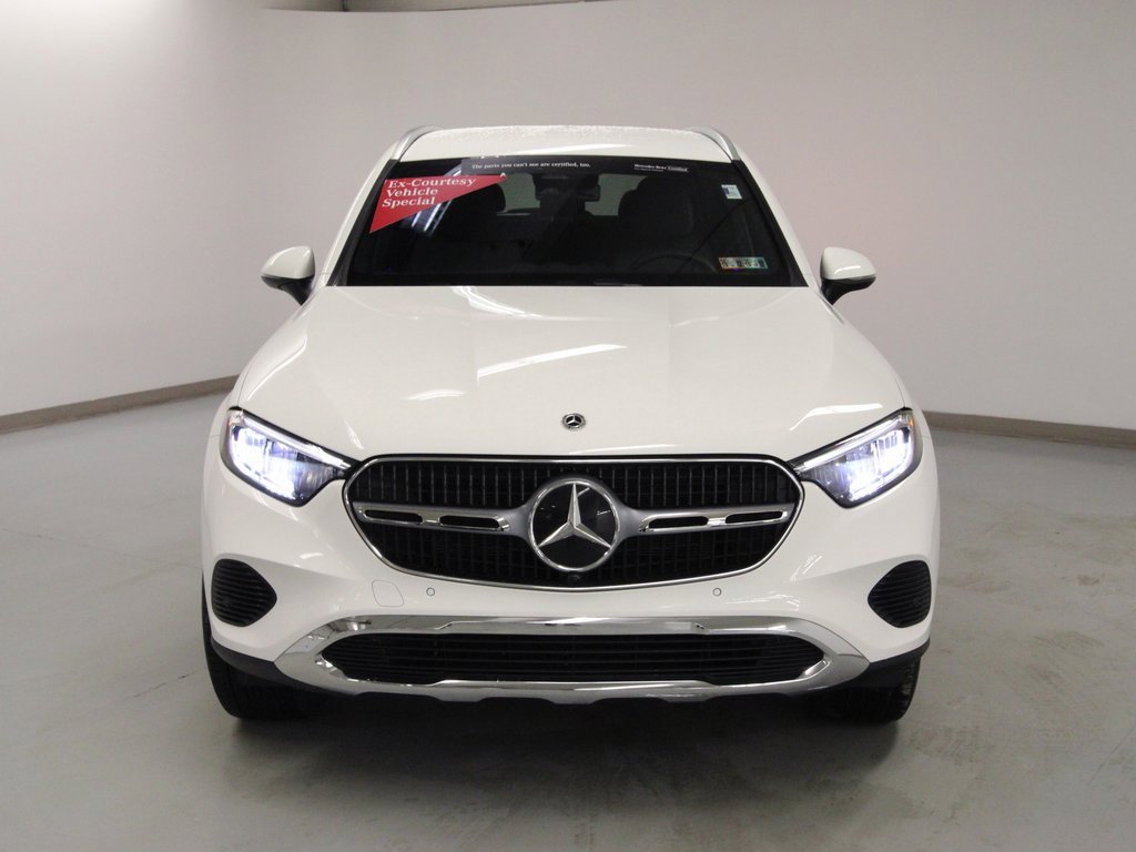 Certified 2025 Mercedes-Benz GLC 300 GLC 300 image 3