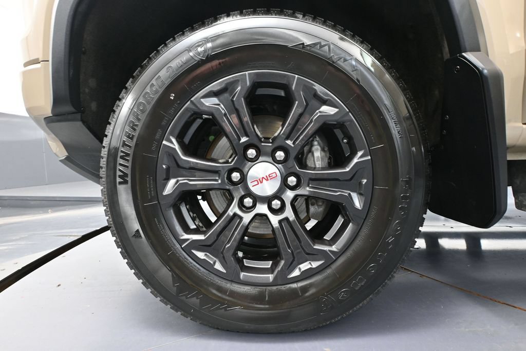 Used 2023 GMC Canyon Elevation w/ Elevation Premium Package AWD/4WD image 13