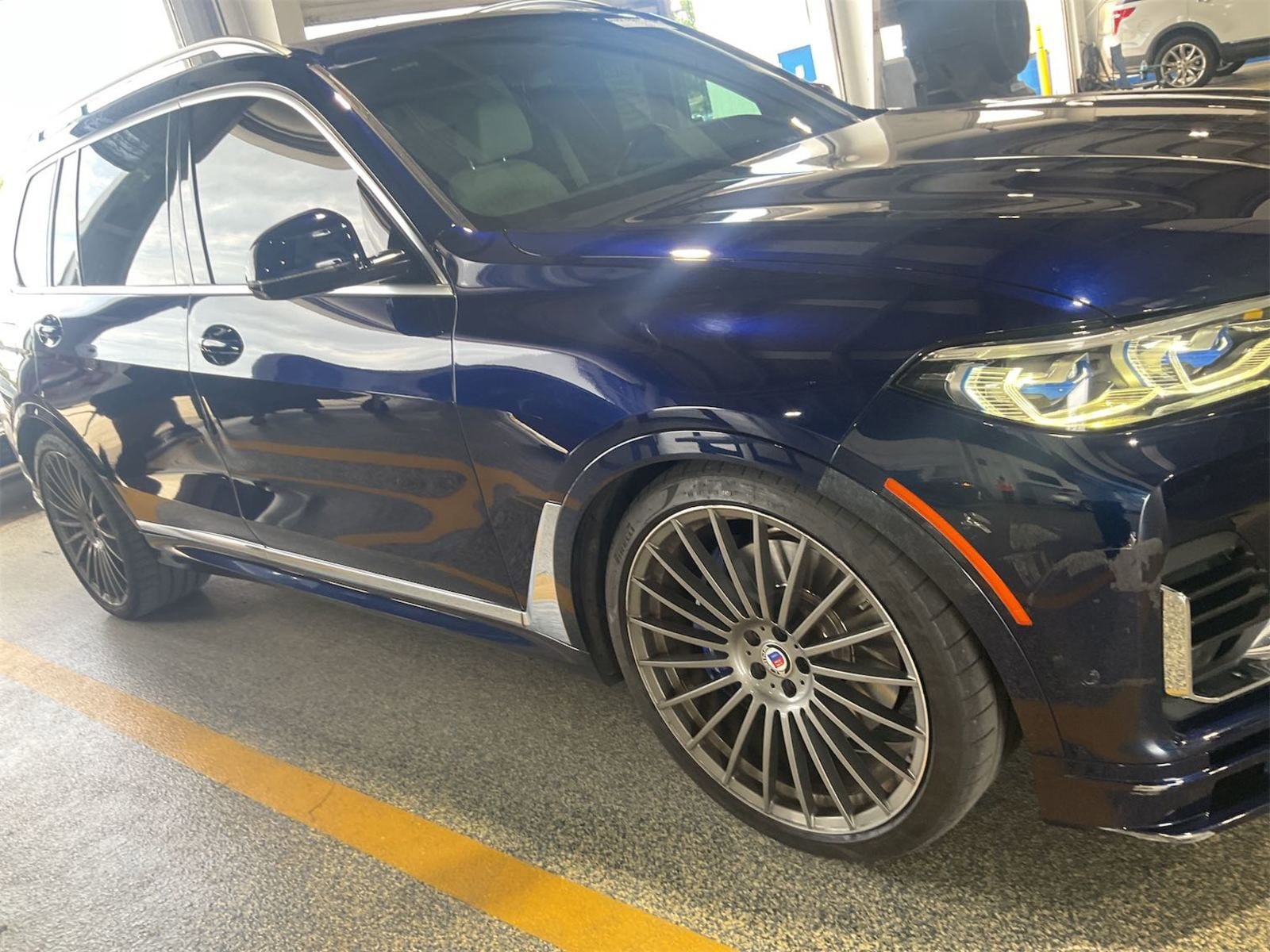Used 2021 BMW ALPINA XB7 AWD/4WD image 5