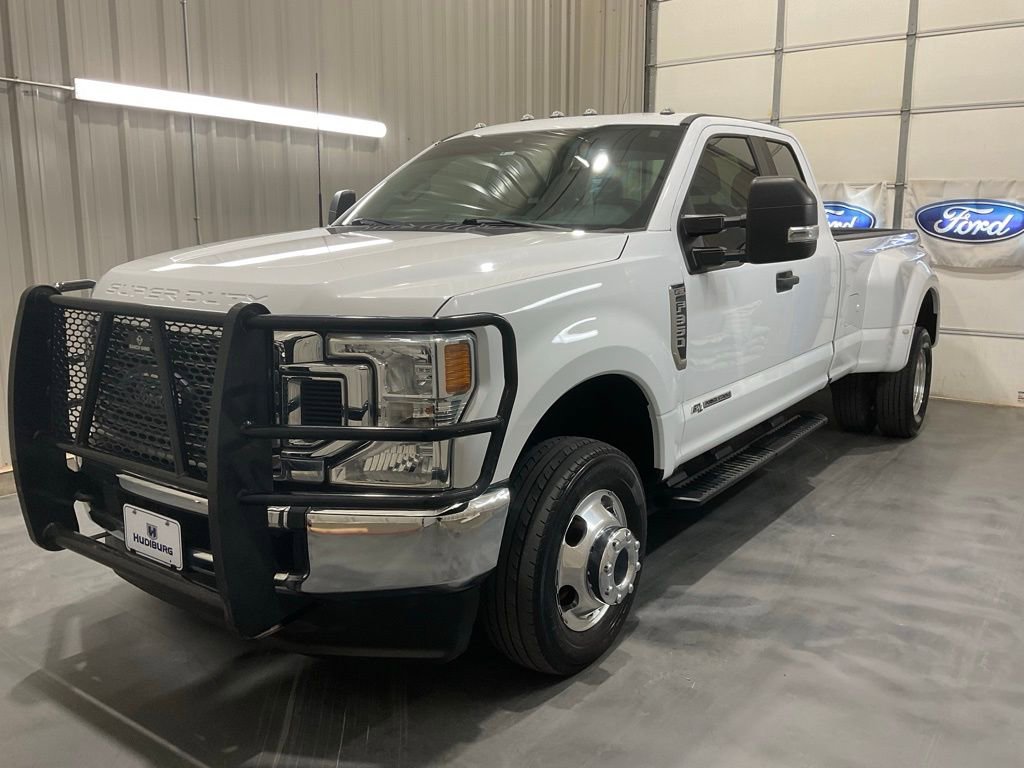 Used 2022 Ford F350 XL w/ STX Appearance Package image 3
