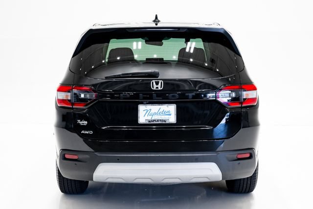 Used 2025 Honda Pilot EX-L image 32