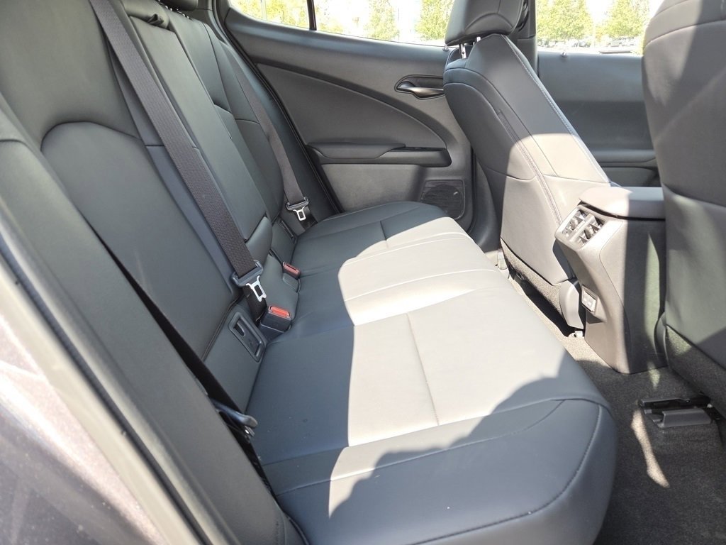 Certified 2022 Lexus UX 250h w/ Luxury Package image 6