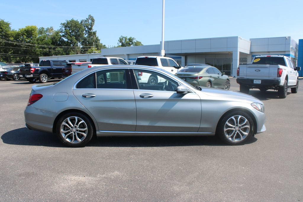 Used 2016 Mercedes-Benz C 300 Sedan image 11