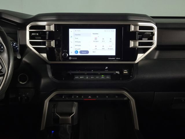 Used 2022 Toyota Tundra SR5 w/ SR5 Convenience Package AWD/4WD image 21