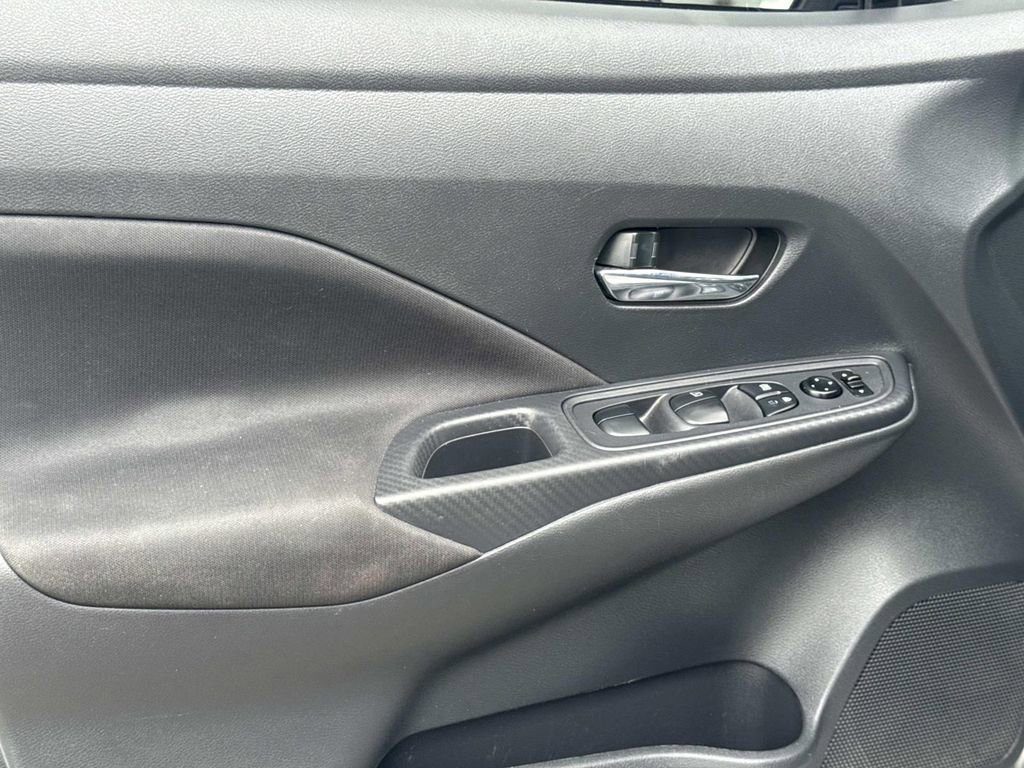 Certified 2021 Nissan Versa SV image 16