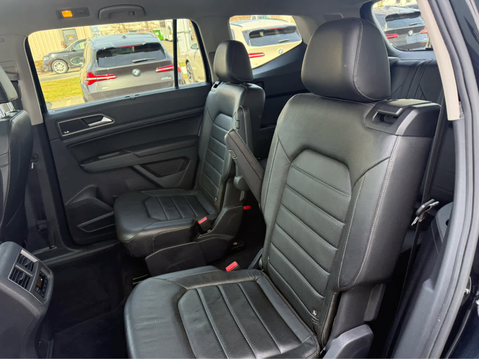 Used 2018 Volkswagen Atlas SEL Premium image 14