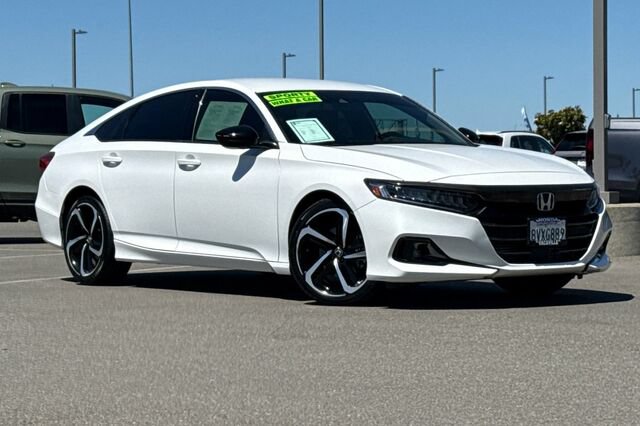 Used 2021 Honda Accord Sport image 2