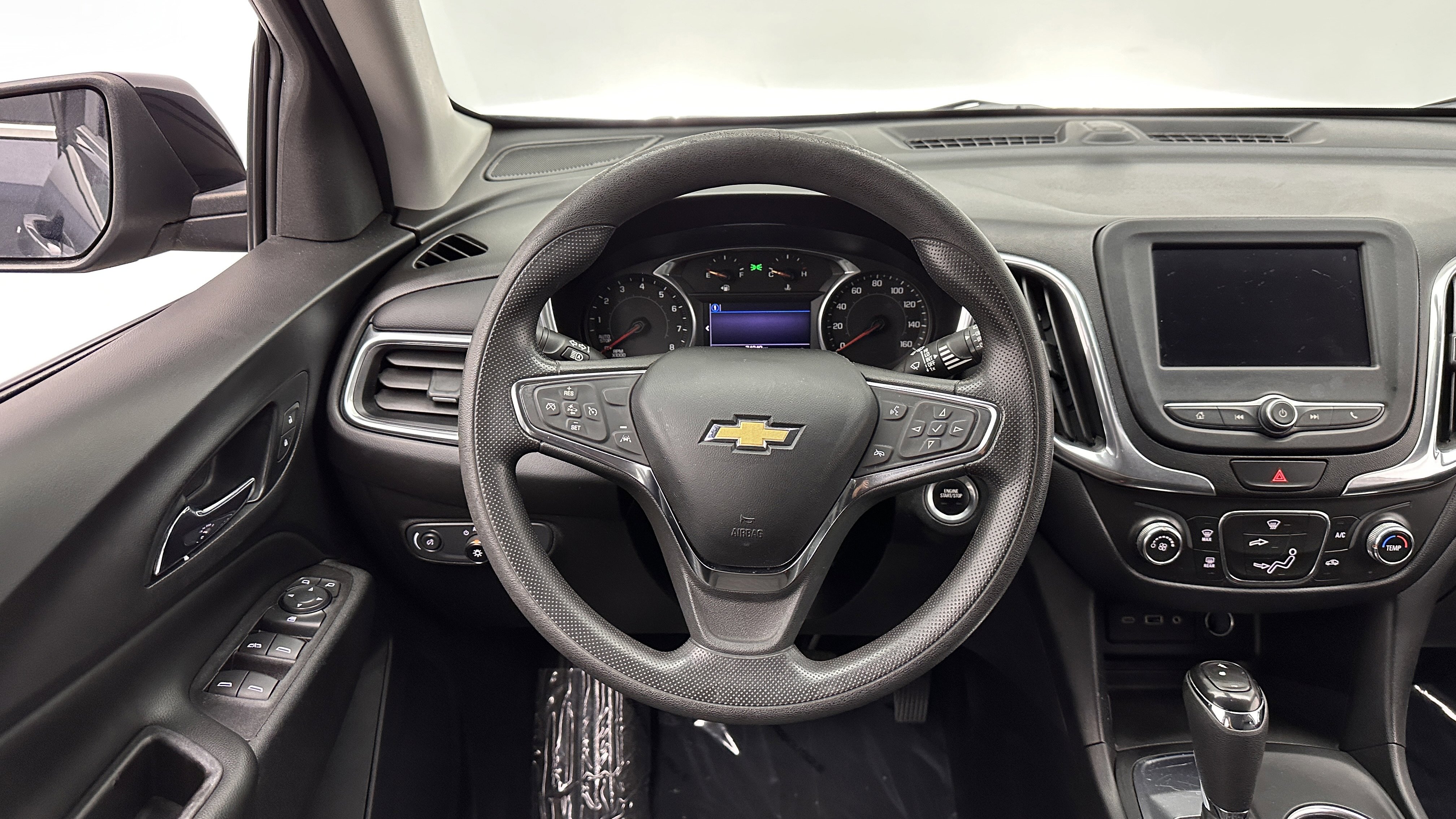 Used 2021 Chevrolet Equinox LT image 25