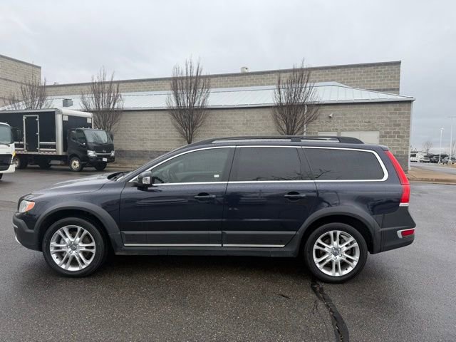 Used 2016 Volvo XC70 T5 Premier w/ Proximity Package