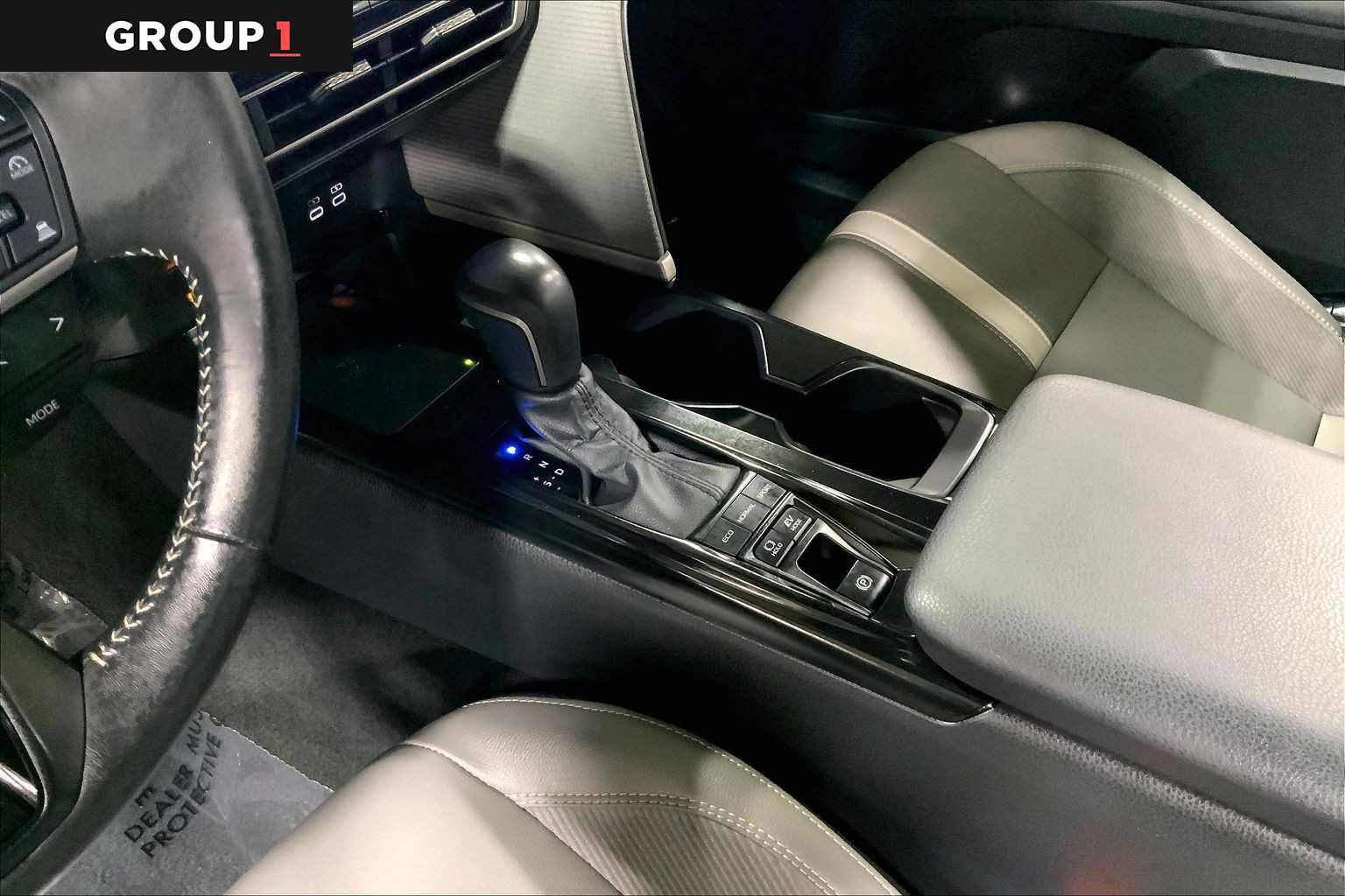Certified 2025 Toyota Camry SE w/ Convenience Package AWD/4WD image 17
