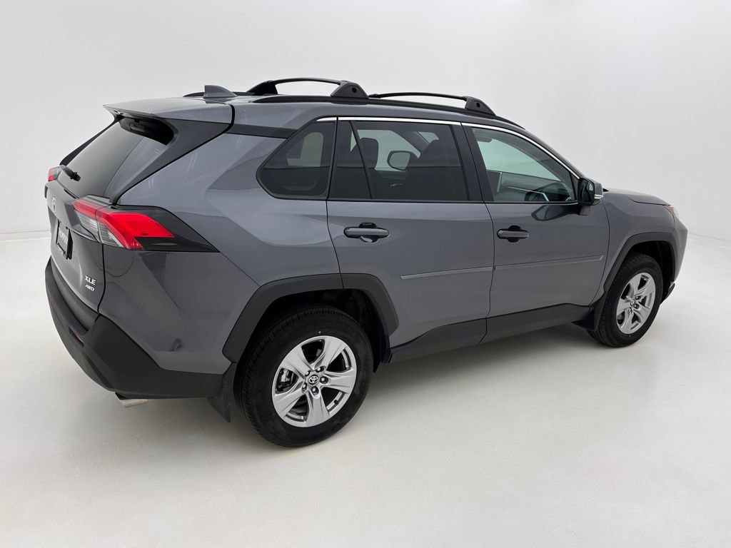 Used 2025 Toyota RAV4 XLE w/ Convenience Package image 6