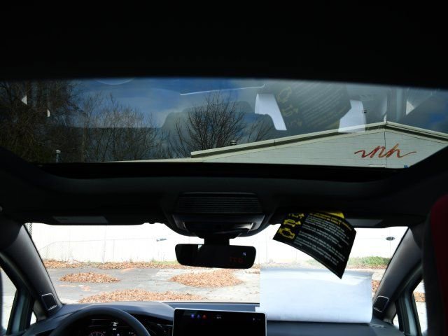 New 2026 Volkswagen GTI SE image 28