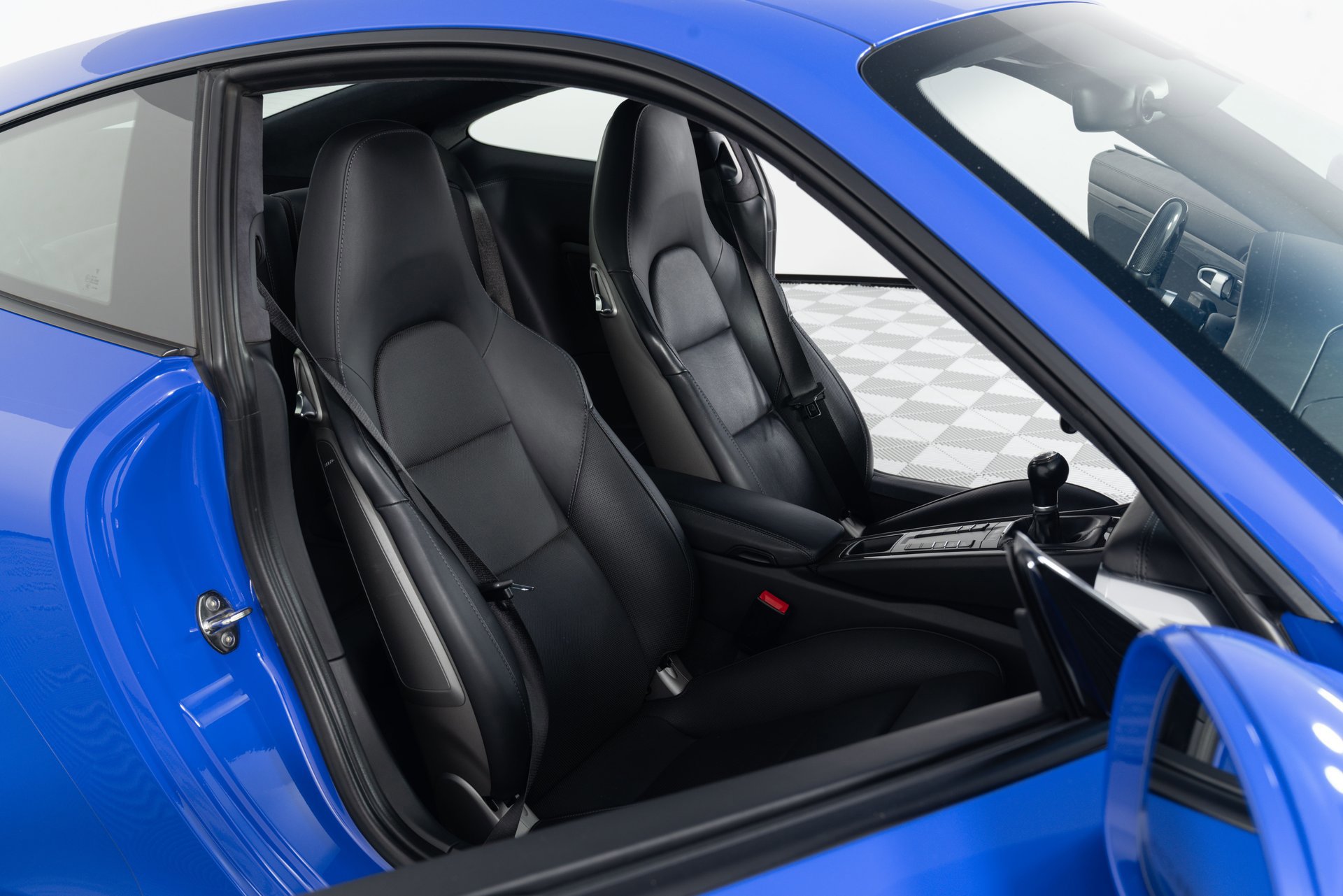 Used 2017 Porsche 911 Carrera S image 17