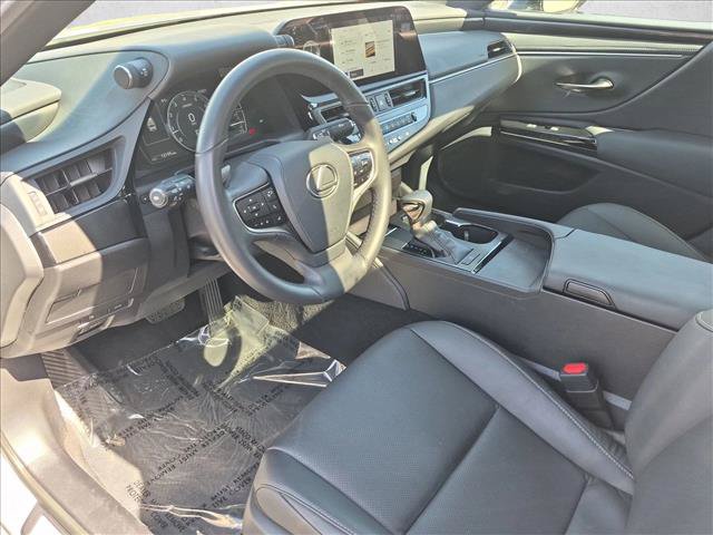 Used 2024 Lexus ES 350 w/ Accessory Package (Z2) FWD image 10