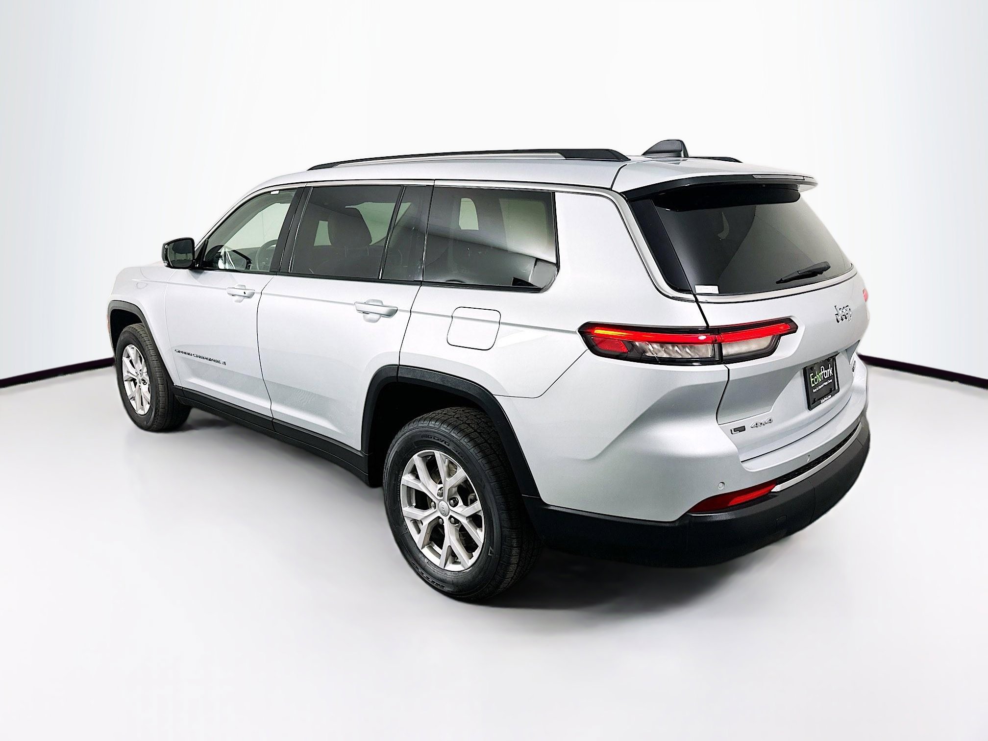 Used 2022 Jeep Grand Cherokee L Limited image 5