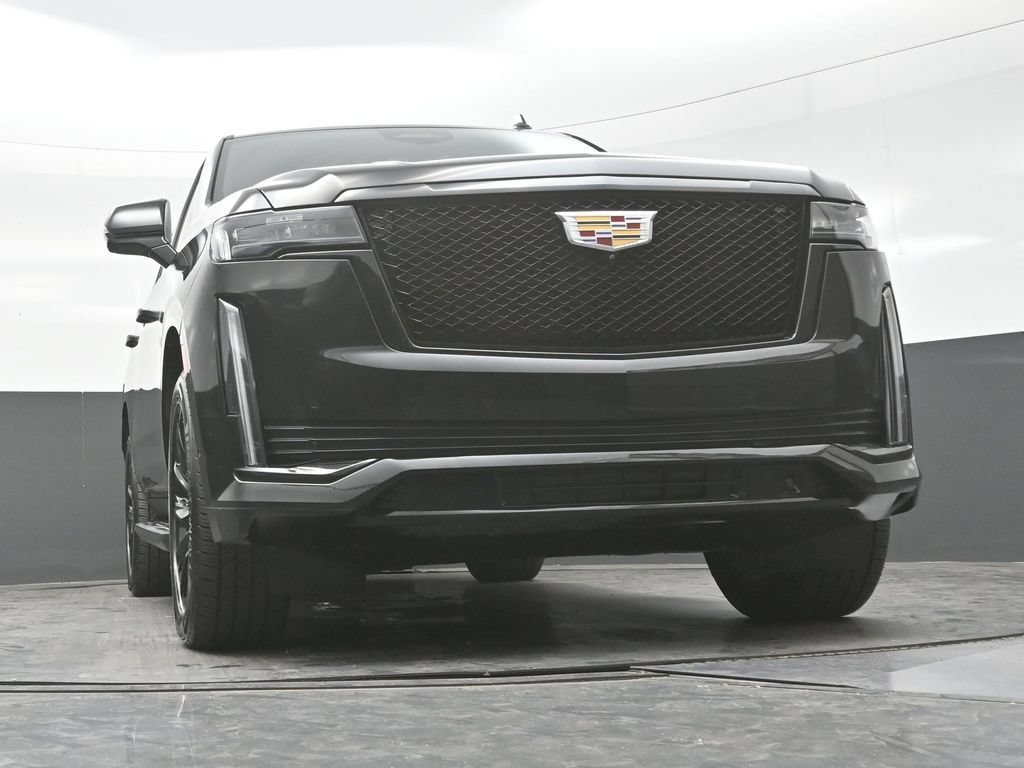 Certified 2022 Cadillac Escalade Sport w/ Touring Package AWD/4WD image 25