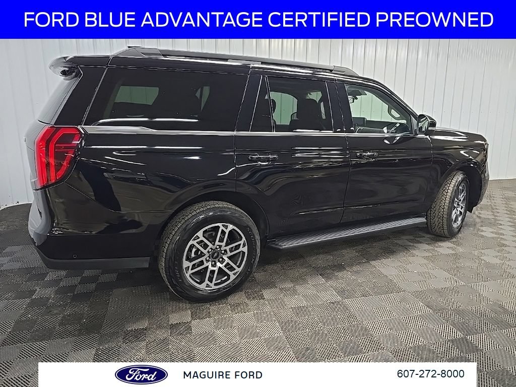 Certified 2025 Ford Expedition Active AWD/4WD image 4