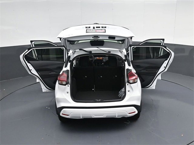 Used 2025 Nissan Kicks Play S image 42
