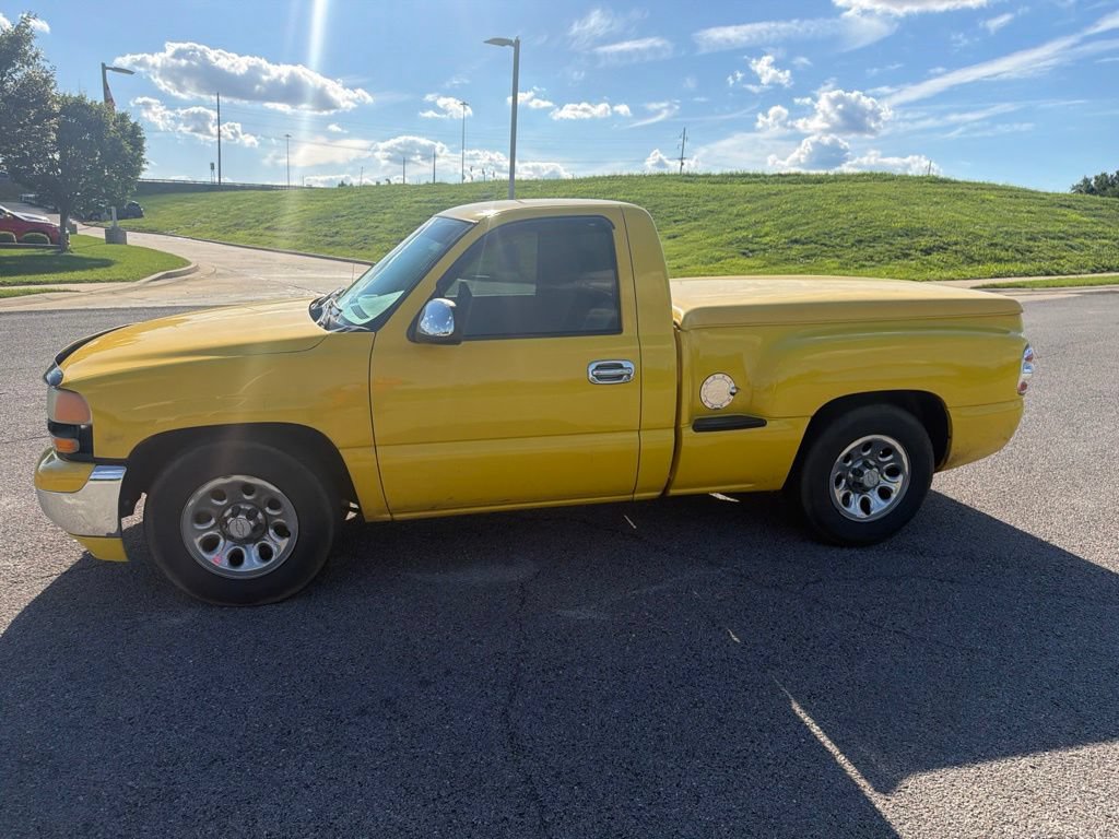Used 2001 GMC Sierra 1500 SLE RWD image 2