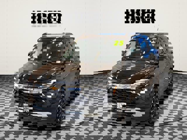 Used 2025 Chevrolet TrailBlazer LT image 4