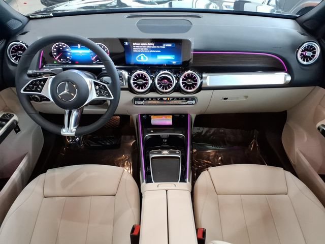 New 2026 Mercedes-Benz GLB 250 image 4