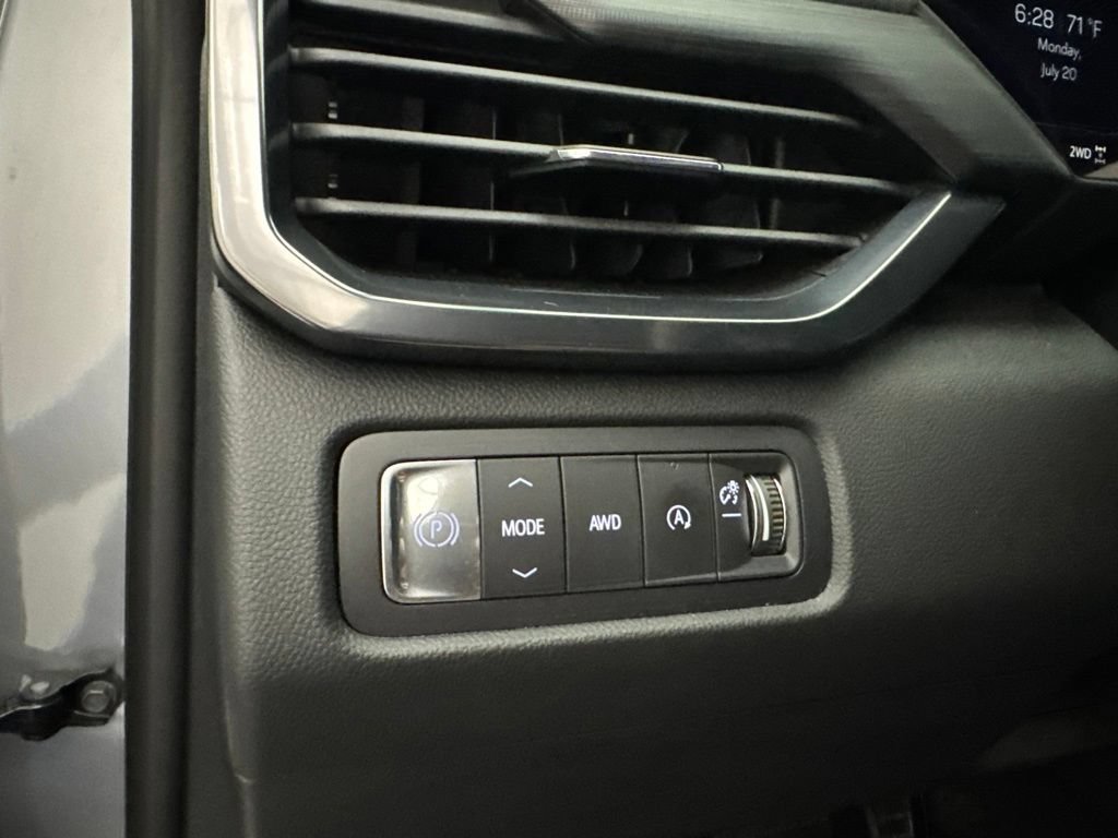 Used 2025 GMC Acadia AT4 w/ LPO, Floor Liner Package AWD/4WD image 26