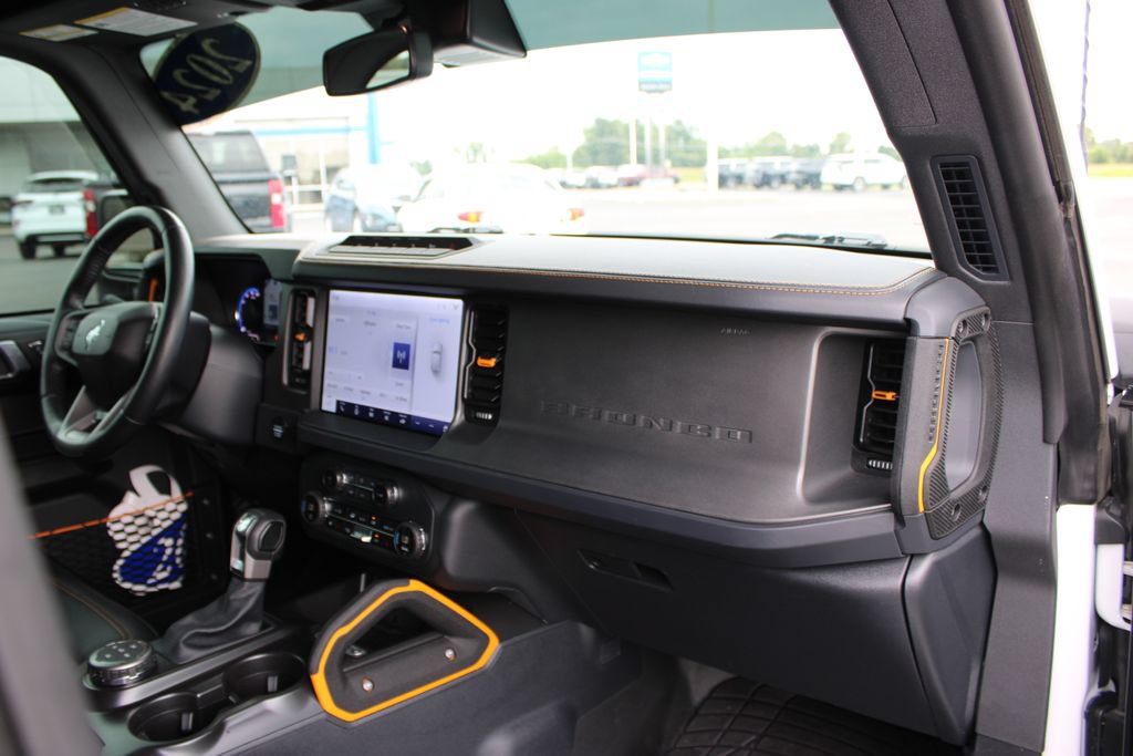 Used 2024 Ford Bronco Badlands AWD/4WD image 28