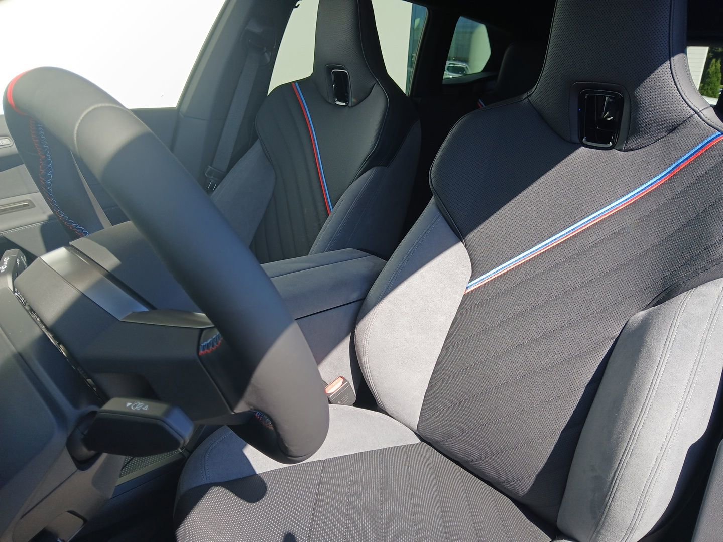 New 2026 BMW iX M70 image 13