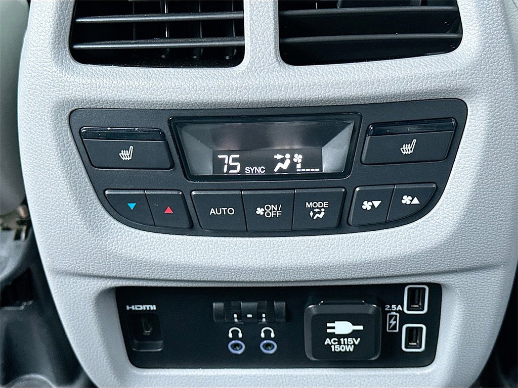 Used 2019 Honda Pilot Touring image 27