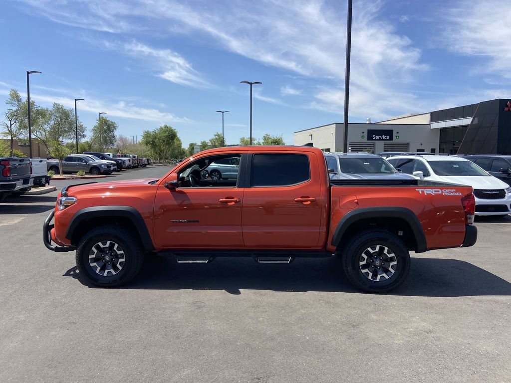 Used 2017 Toyota Tacoma TRD Off-Road w/ Tow Package RWD image 4