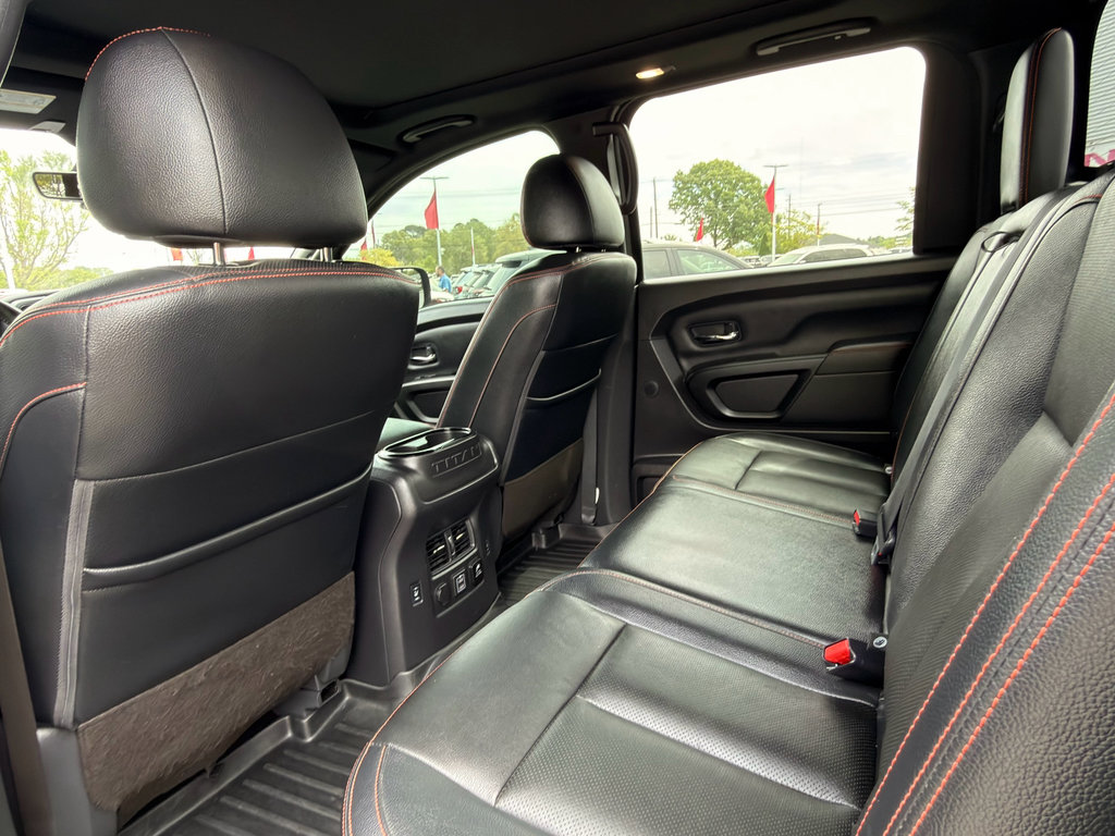 Used 2023 Nissan Titan PRO-4X w/ Pro-4x Convenience Package image 19